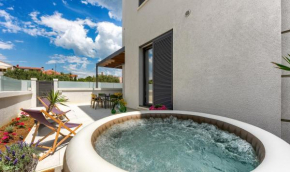 Lunula Residence